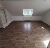 Wohnung zur Miete | 2- Raum | Dachgeschoss | Mietwohnung | Kahla | nahe Bahnhof