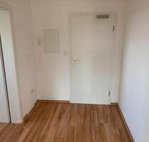 2-Zimmer Wohnung 47 qm zu vermieten - Stellplatz Dachboden - Ernsgaden