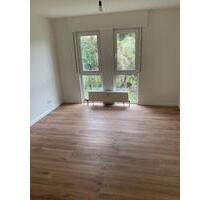 Stilvolle 3-Zimmer-Erdgeschosswohnung mit Balkon in Neustadt - Neustadt an der Weinstraße