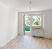 NEU 2-Raum-Erdgeschosswohnung mit Balkon - Chemnitz
