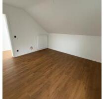 Dachgeschosswohnung in Gröbenzell zu vermieten