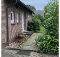 EFH mit Garage und 2.567 m² Grundstück von PRIVAT - Hatten