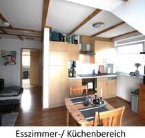 Himmelpforten, ruhige helle Wohnung mit Balkon und Stellplatz