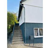 Neu renovierte DG-Wohnung in Bad Kreuznach Süd-Ost