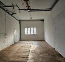 Lagerhalle ca. 60 m², nahe A4 - 550,00 EUR Kaltmiete, ca.  70,00 m² in Reichshof (PLZ: 51580)