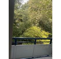 Helle 2 Zimmer Wohnung mit Balkon - Berlin 1 min zu Fuß von ubahn