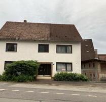 Einfamilienhaus mit Stallgebäude in Großwalbur - Meeder