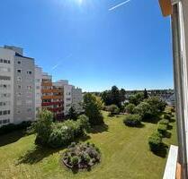Vollmöbilierte 2 Zimmer Wohnung mit Balkon Küche und Aufzug - Maintal
