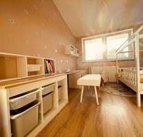 Helle 3-Zimmer-Dachgeschosswohnung mit Einbauküche - Gladbeck