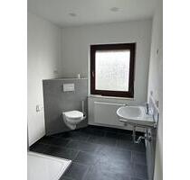 Helle 4-Zimmer-Wohnung mit Balkon & Gartennutzung in ruhiger Lage zu vermieten - Frankenberg (Eder)