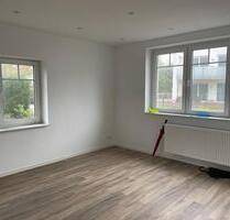 Erstbezug einer sanierten 2-Zimmer-Wohnung in Schlossgarten Nähe - Stadthagen