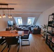 ZWISCHENMIETE - 4-Zimmerwohnung Maxvorstadt - München
