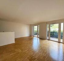 Ideal für kleine Familien: Großzügige 3-Zimmer-Wohnung in der Überseestadt - Bremen Walle