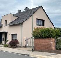 Exklusive 2,5-Raum-Wohnung (möbliert) in Duisburg-Baerl