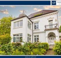 Große Wohnung in zentral gelegener, denkmalgeschützter Villa - Rendsburg