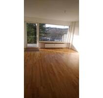 80 qm - Wohnung mit Balkon - 850,00 EUR Kaltmiete, ca.  80,00 m² in Wuppertal (PLZ: 42107) Elberfeld
