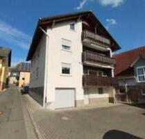 Vermietung 3,5-Zimmer-Wohnung mit Balkon und Garage - Aschaffenburg Österreicher Kolonie