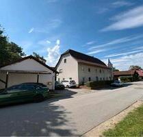 Haus, Mehrfamilienhaus mit großem Garten & Pool, Fernwäre - Künzing