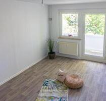 Klein, aber Dein - gemütliche 1-Raum-Wohnung mit Balkon - Chemnitz Helbersdorf