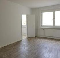 Ab 15.07.2025***Frisch renovierte 2-Zimmer-Wohnung mit Wannenbad! - Leipzig West