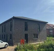 Neubau - Exklusive Doppelhaushälfte zu vermieten (Erstbezug) - Garbsen