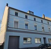 helle, freundliche 4,5 Zimmer Altbauwohnung im 2. OG - Gelsenkirchen Rotthausen