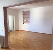 Sehr zentrale und großzügige Wohnung Wattenscheider Hellweg - Bochum Eppendorf