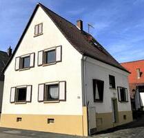 Provisionsfrei: Anwesen mit Haus, Garten, Scheune Garage in Spöck - Stutensee