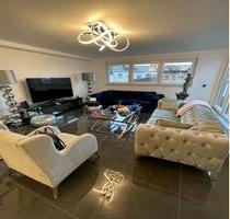 Modernisierte Dachgeschosswohnung in Duisburg-Ruhrort