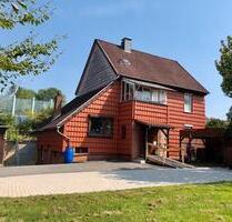 Ein-Zweifamilienhaus mit GartenGaragen und Ausbaupotenzial - Osterode am Harz
