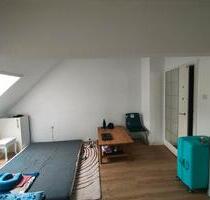 geteiltes Zimmer - 350,00&nbsp;EUR Kaltmiete, in Hannover (PLZ: 30159)