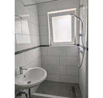 Biete sanierte 2 Zimmer Wohnung Nähe TH, WG geeignet - Geseke