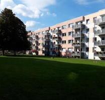 Bei VIVAWEST die Sonnenstrahlen auf dem eigenen Balkon genießen. - Essen Stadtbezirk V
