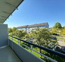 Geräumige 3-Zi.-Wohnung mit Balkon! - Leverkusen