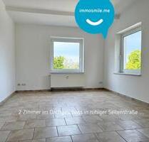 Dachgeschoss • ruhige Lage • 2-Zimmer • viel Grün • Hilbersdorf • Tageslichtbad • Anmieten! - Chemnitz Ebersdorf