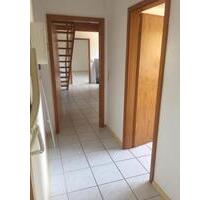 2,5 Zimmer Wohnung - 1.050,00 EUR Kaltmiete, ca.  75,00 m² in Gundelfingen (PLZ: 79194)