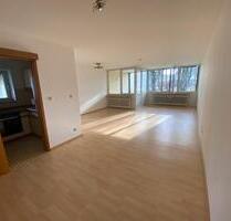Appartement mit Loggia im Straubinger Süden