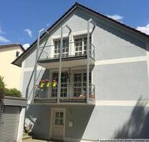 Sehr schöne 3 Zimmer Wohnung mit 3 Balkonen auf zwei Ebenen - Deggendorf