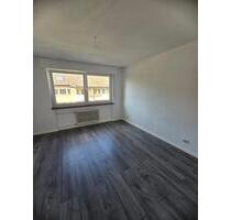 Helle 3-Zimmer-Wohnung mit Balkon in Duisburg