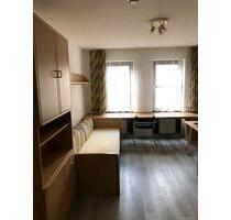 Einzimmer Wohnung - 400,00 EUR Kaltmiete, ca.  20,00 m² in Bayreuth (PLZ: 95447) Altstadt