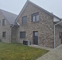 Versetzte Doppelhaushälfte in Oldendorf 21726