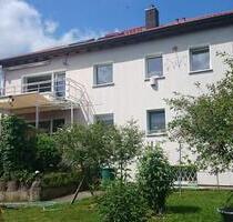 2 Familienhaus mit ELW in Repperndorf in ruhiger Lage - Kitzingen