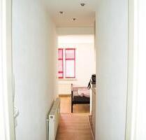 Traumhafte 1-Zimmer-Wohnung über den Dächern von Zwickau – Marienstraße 30