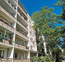 **FRISCH RENOVIERT**3-Zimmer-Wohnung 1.Etage Balkon Bad mit Wanne ab 01.10.2025 - Leipzig West
