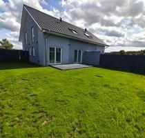 125m² Doppelhaushälfte mit gehobener Innenausstattung (5 Zimmer) - Meinersen