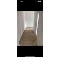Attraktive 1-Zimmer-Wohnung mit EBK und Balkon in Oftersheim - Bretten