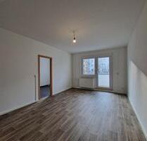*Ab sofort - Gemütliche 3-Zimmer-Wohnung mit Balkon* - Leipzig Lausen-Grünau