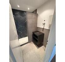3 Zimmer Küche Bad Wohnung - 90m2 frisch renoviert ab 01.10. - Saarbrücken St. Arnual