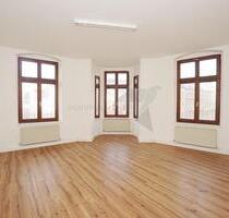 Stilvolle 2-Raum-Wohnung mit Erker in Zwickau 