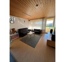 Helle 3,5-Zimmer-Wohnung 80qm mit Balkon, Garage in Ditzingen